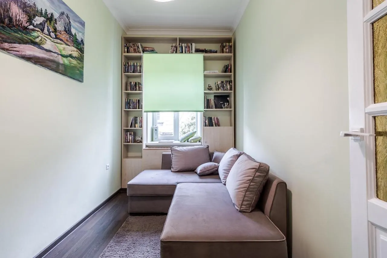 Modern Chaikovskogo Apartment Lviv